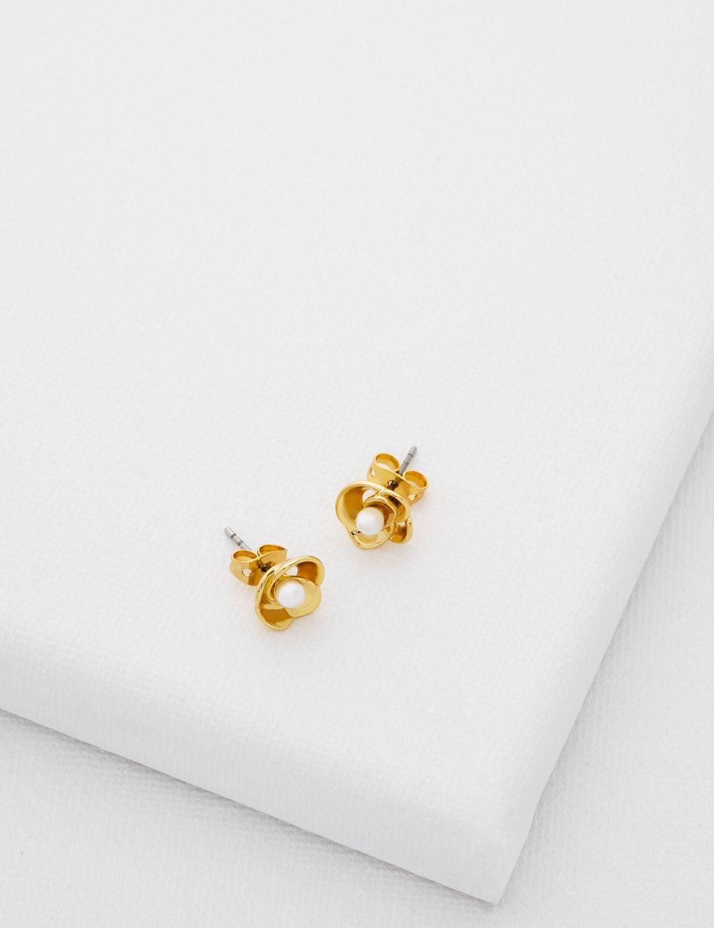 Women Ted Baker FLO - Pearl Flower Stud Earrings Gold | Australia  84295-FIYO